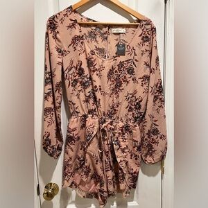 NWT - Abercrombie & Fitch Pink Floral Romper size medium.